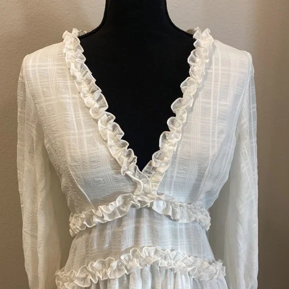 Selfie Leslie ruffle v neck white cut out long sleeve dress - Picture 2 of 14